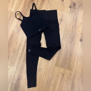 Set active ribbed activewear 2 piece set. Size XS